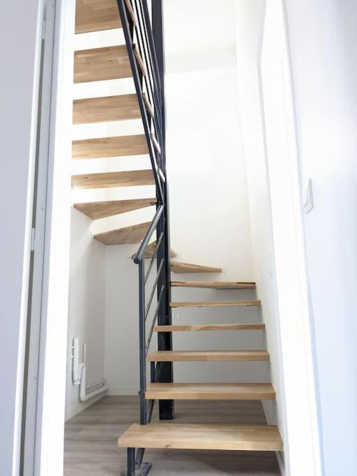 Grande Maison Renovee A 7 Min Du Metro Romainville
