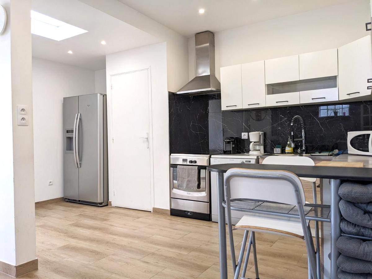 Grande Maison Renovee A 7 Min Du Metro